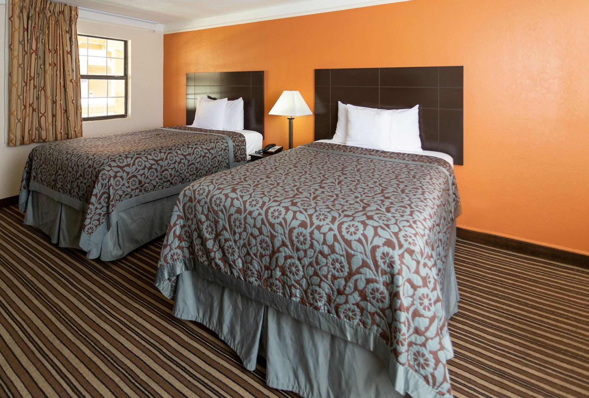 Days Inn By Wyndham Jacksonville Baymeadows מראה חיצוני תמונה