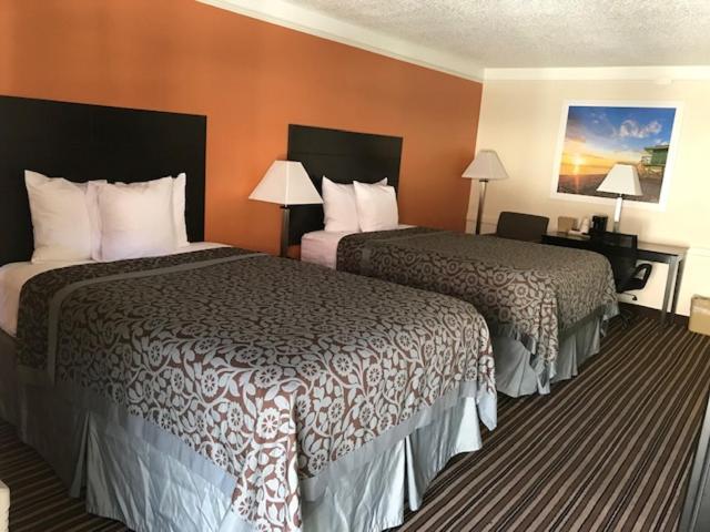 Days Inn By Wyndham Jacksonville Baymeadows מראה חיצוני תמונה